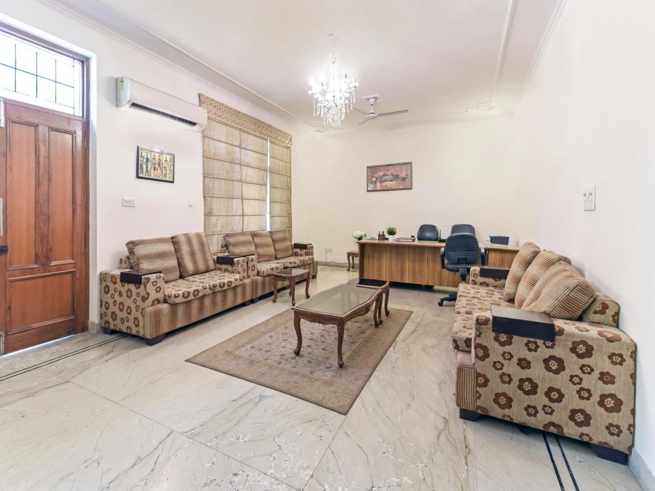 Treebo Trip The Nest Corporate Otel Greater Noida Dış mekan fotoğraf